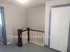 206 W Railroad St in Pottsville, PA - Building Photo - Building Photo