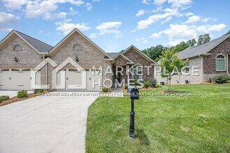 1916a Whisper Lake Dr in Whitsett, NC - Building Photo - Building Photo