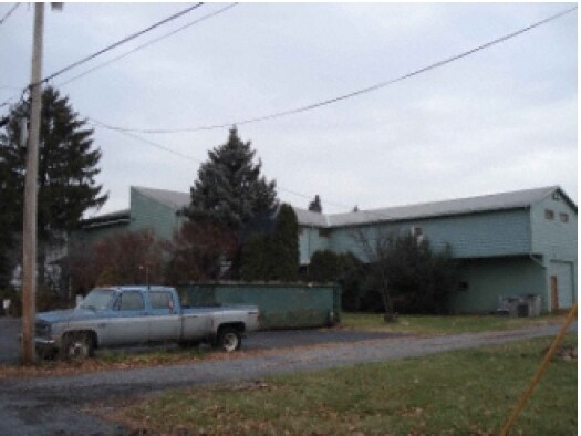1082 Chambers St in Harrisburg, PA - Building Photo - Building Photo
