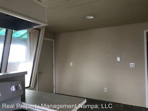 207 20th Ave S in Nampa, ID - Building Photo - Building Photo