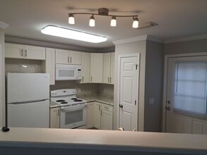 7325 Claudia's Way in Panama City, FL - Building Photo - Building Photo