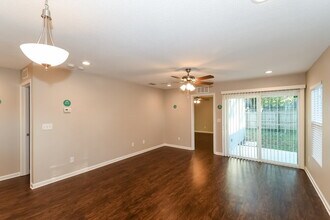 8200 Highfield Ave in Jacksonville, FL - Building Photo - Building Photo