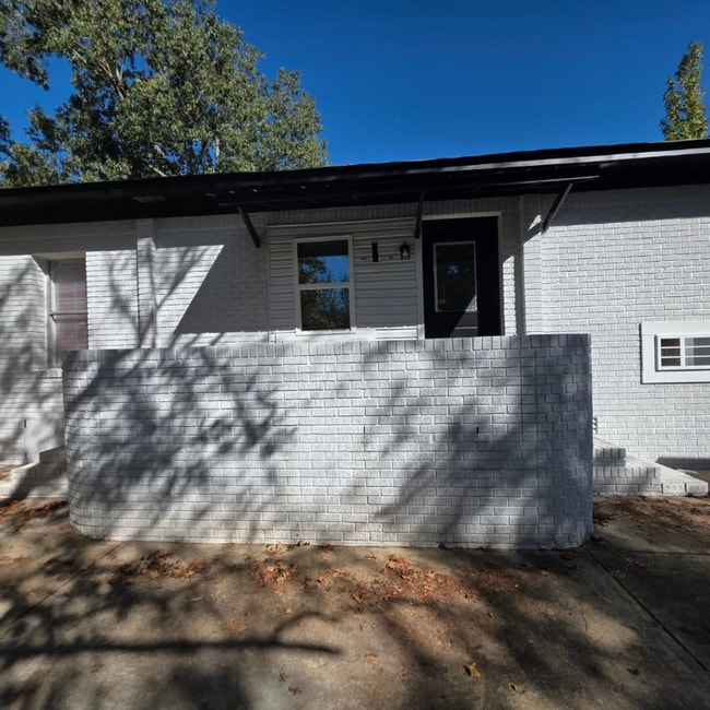 115 W Cherry Bark Rd