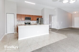 820 SW Thrift Ave in Port St. Lucie, FL - Building Photo - Building Photo