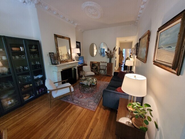 30 Holyoke St in Boston, MA - Building Photo - Building Photo