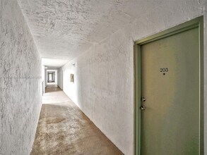 3601 SW 117th Ave in Miami, FL - Building Photo - Building Photo