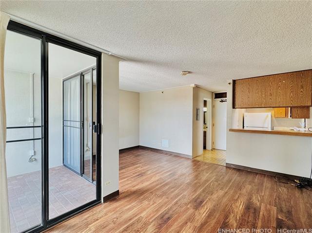 property at 2100 Date St