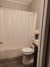 110 N Michigan St in Lawrence, KS - Foto de edificio - Building Photo