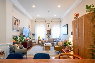 347 Varick St in Jersey City, NJ - Building Photo - Building Photo