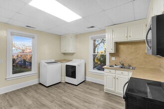 1110 N Pasteur St in New Bern, NC - Building Photo - Building Photo