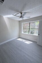 8115 Redfern Dr in Houston, TX - Building Photo - Building Photo