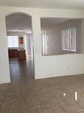 5096 Shadow Valley St in Las Vegas, NV - Building Photo - Building Photo