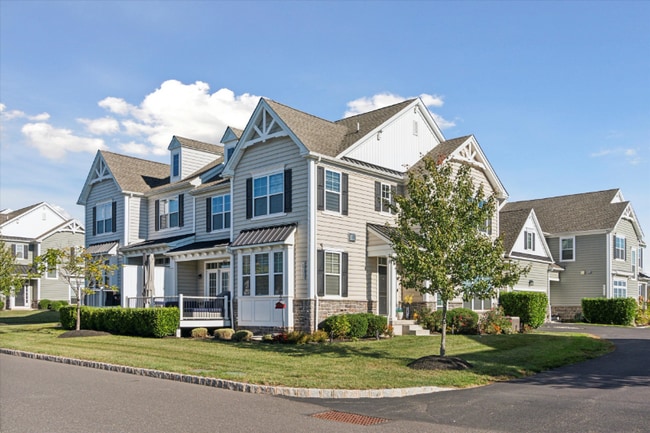 602 Summit Dr in Royersford, PA - Building Photo - Building Photo