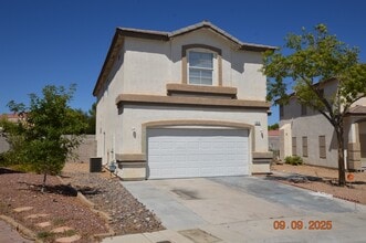 9078 Mountain Lakes Ave in Las Vegas, NV - Building Photo - Building Photo