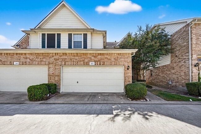 7407 Hollister Ridge