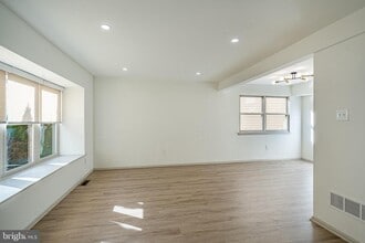 217 Ash Ln in Lafayette Hill, PA - Building Photo - Building Photo