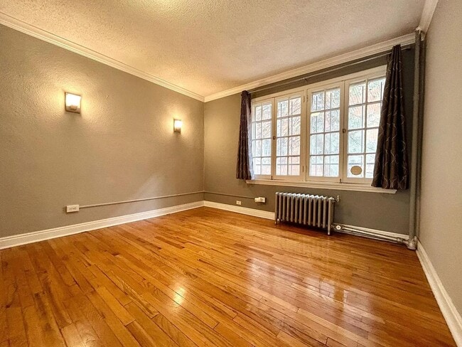 property at 1024 E 14th Ave