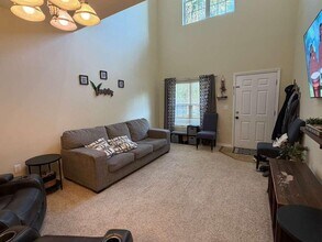 1529 Bentley Cir in Fort Walton Beach, FL - Building Photo - Building Photo