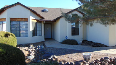 7350 E Paseo Dulce in Prescott Valley, AZ - Building Photo - Building Photo