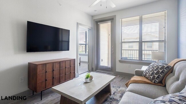 20102 Cypress Rose Hill Rd, Unit 3313