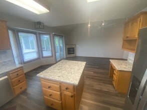 11896 SE Sovereign Ct in Happy Valley, OR - Building Photo - Building Photo