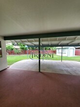 1180 Willow Creek Dr in Yuba City, CA - Foto de edificio - Building Photo