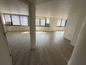 343 Hobron Ln, Unit 1403 in Honolulu, HI - Foto de edificio - Building Photo