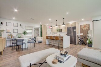 7700 NW 15th St in Pembroke Pines, FL - Building Photo - Building Photo