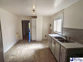 803 Chase St in Florence, SC - Building Photo - Building Photo