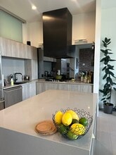 300 Salter St in New Westminster, BC - Building Photo - Building Photo