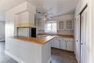 4417 Berkley Ave in Las Vegas, NV - Building Photo - Building Photo