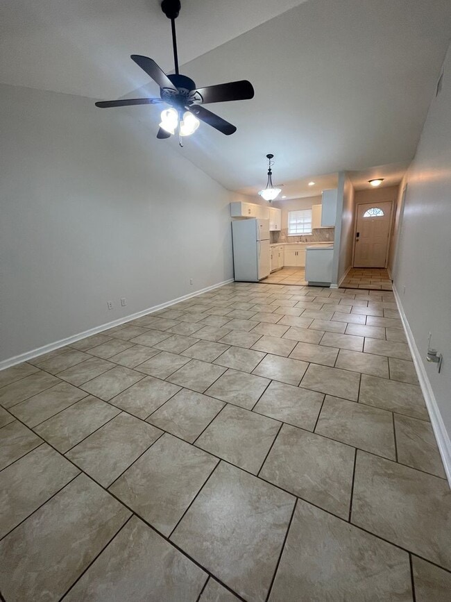 190 Leeswood Cir in Brunswick, GA - Building Photo - Building Photo