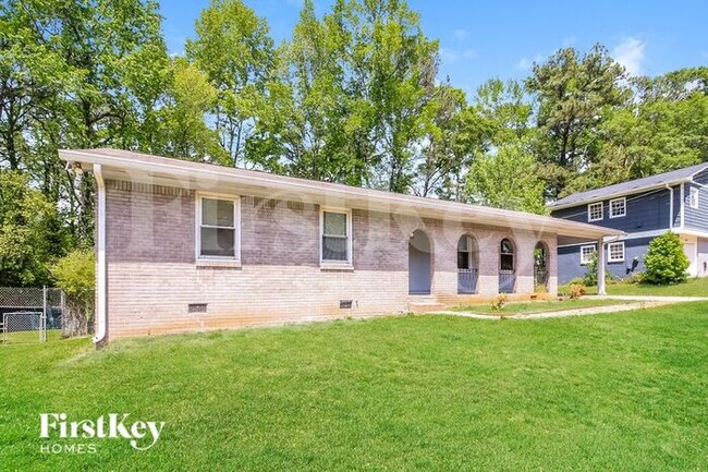 3966 Emerald N Dr in Decatur, GA - Building Photo - Building Photo