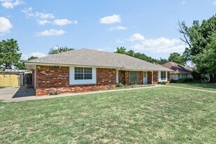 6321 NW 84th St in Oklahoma City, OK - Building Photo