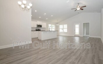3322 Bliss Ln in Gonzalez, FL - Building Photo - Building Photo