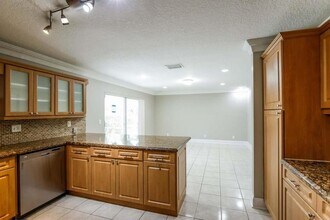 9326 NW 8th Cir in Plantation, FL - Building Photo - Building Photo