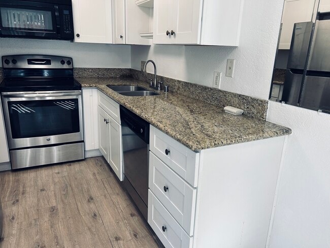 property at 4070 Porte La Paz