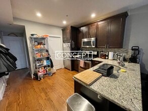 26 Worthington St, Unit 2 in Boston, MA - Building Photo - Building Photo