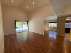 7913 Deerfield St in San Diego, CA - Building Photo - Building Photo