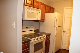 114 Silver Brook Dr in Simpsonville, SC - Building Photo - Building Photo