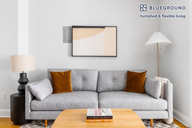 118 Christopher St in New York, NY - Foto de edificio - Building Photo