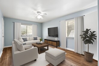 5837 Locke Ave, Unit C in Fort Worth, TX - Foto de edificio - Building Photo