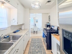 1015 Bath Ln in Ventura, CA - Building Photo - Building Photo