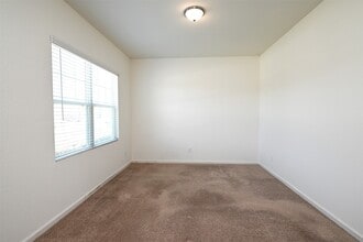 1013 Banyon Tree Ln in Pattison, TX - Building Photo - Building Photo