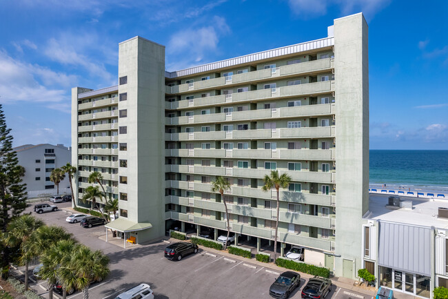 Sandcastle I in Indian Shores, FL - Building Photo - Building Photo