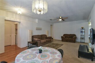 249 Moonbeam Ln in Grand Prairie, TX - Building Photo - Building Photo