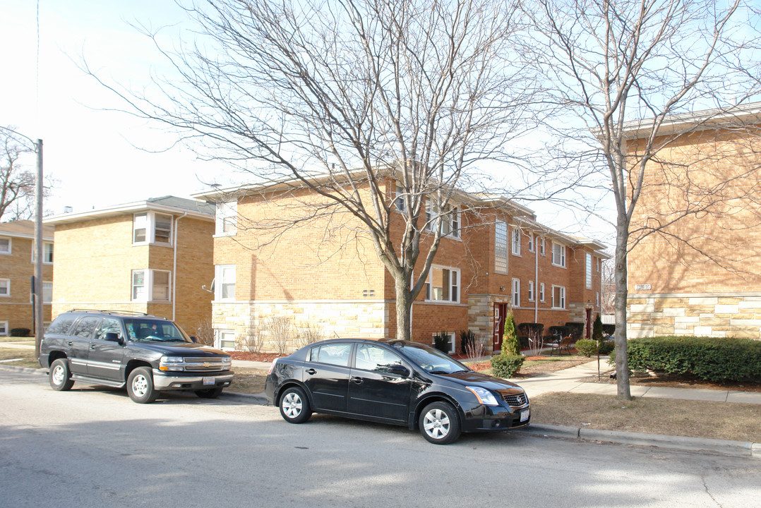 3110-3112 Calwagner St in Franklin Park, IL - Building Photo