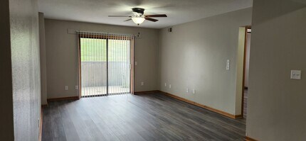 9503 University Ave in Clive, IA - Building Photo - Building Photo