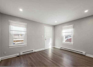 223 Baker St in Winchester, VA - Building Photo - Building Photo