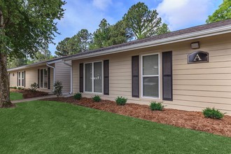 Chapel Oaks in Mccrory, AR - Foto de edificio - Building Photo